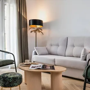 https://magno-apartments-amistad.es-andalucia.com