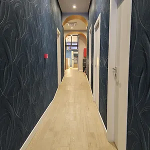 Hotel Mosaic Central, Rzym