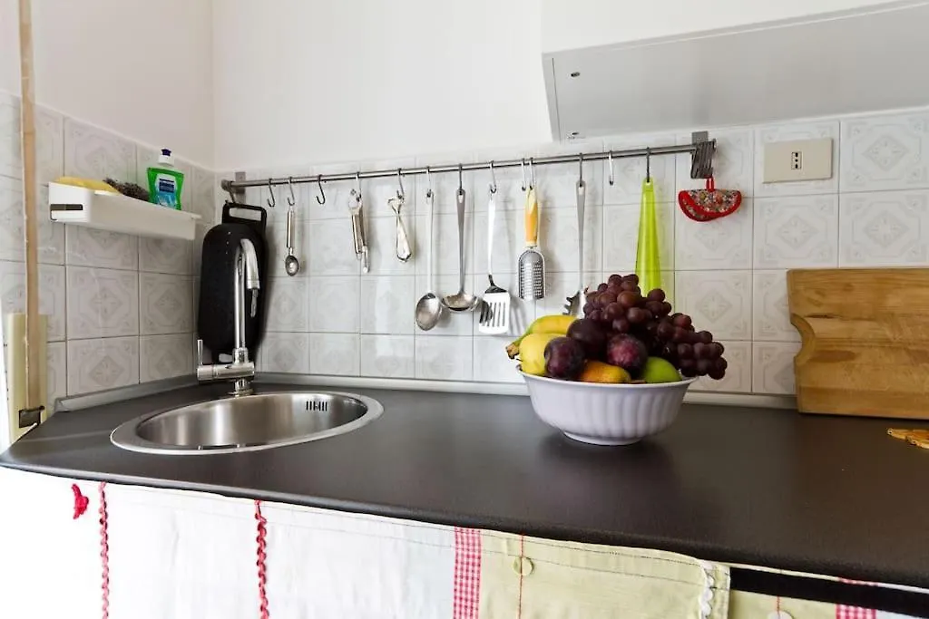 Apartment A Casa Di Pe' Casa Vacanze Rome Italy