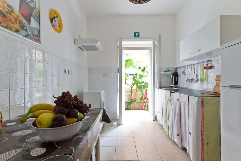 A Casa Di Pe' Casa Vacanze Rome Apartment