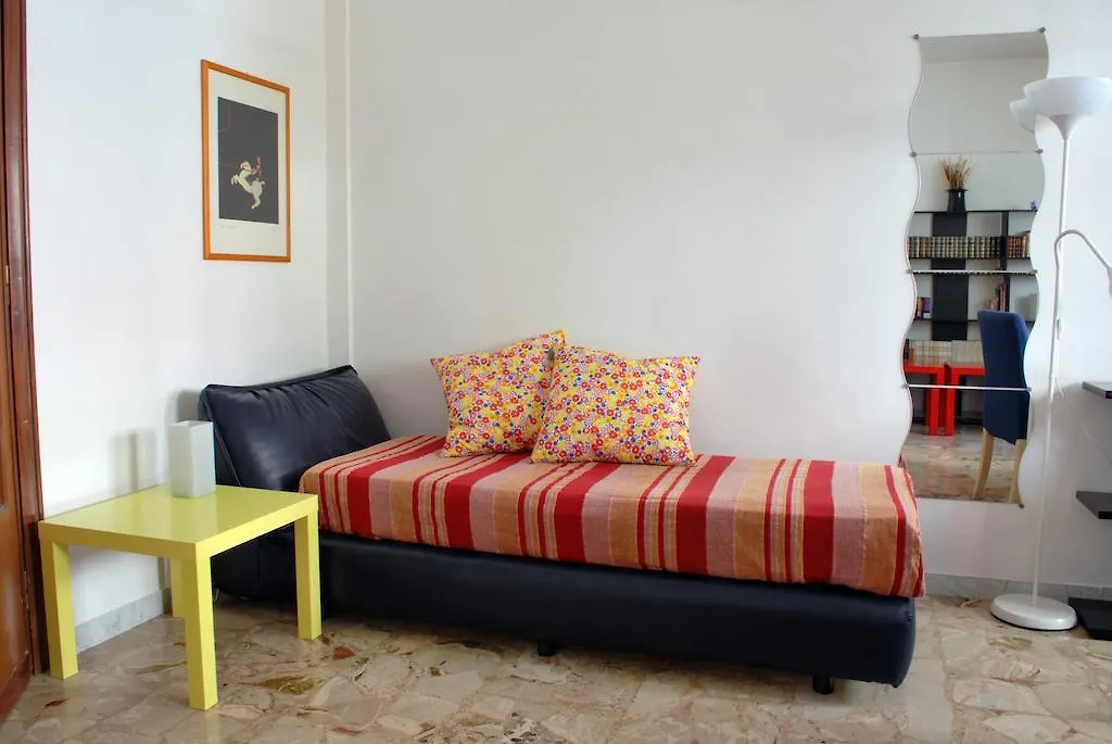 A Casa Di Pe' Casa Vacanze Rome Italy